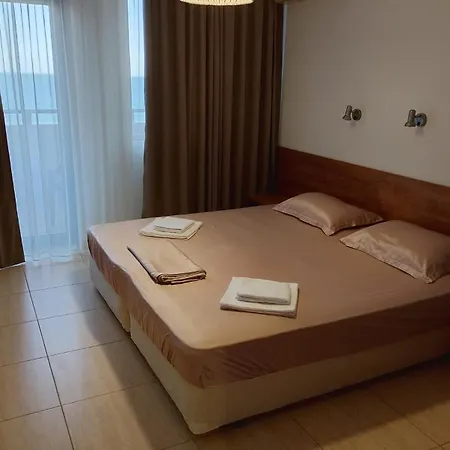 Etara - 1 Rey&mar Saint * スヴェティ・ヴラス