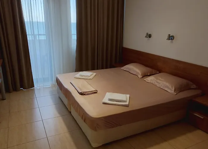 Etara - 1 Rey&mar Saint * Święty Włas