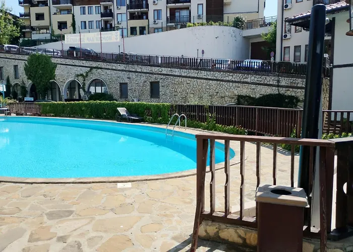 Etara - 1 Rey&mar Saint Apartament Święty Włas